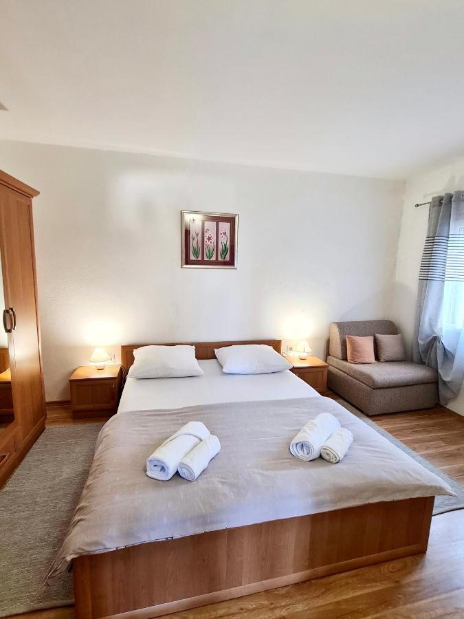 Villa Sofija Supetar Buitenkant foto