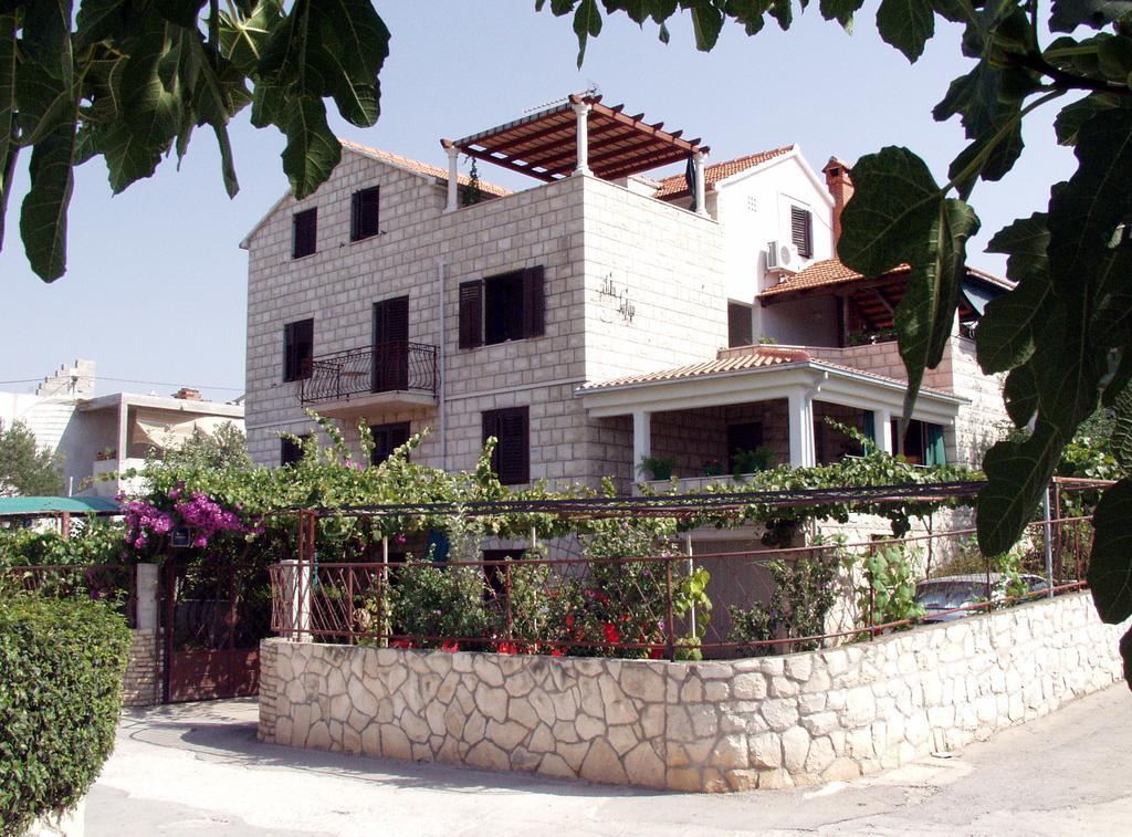 Villa Sofija Supetar Buitenkant foto